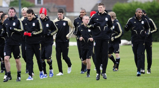 或于26年底决定 据称索尼未因内存短缺而推迟发布PS6