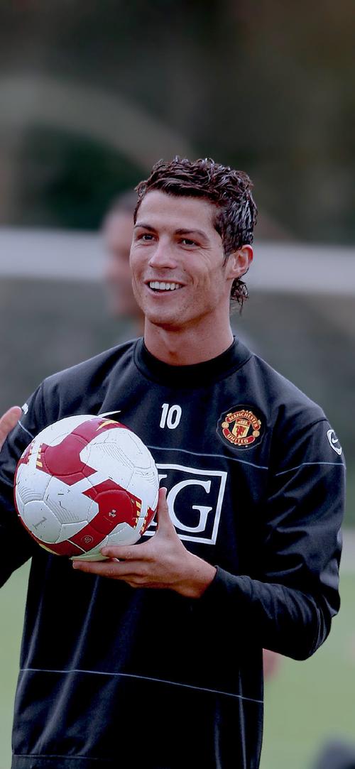 字母哥谈文班：他的潜力没有上限，只要保持健康必将成为对手的噩梦