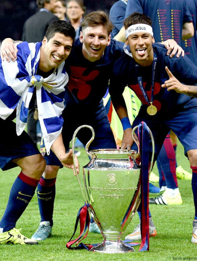 【早报】今晚对阵乌兹别克斯坦！U23小伙子们加油！