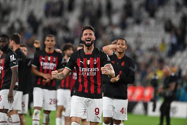 拉齐奥2-2佛罗伦萨，佩德罗补时绝平，古德蒙松点射，卡塔尔迪、戈森斯破门