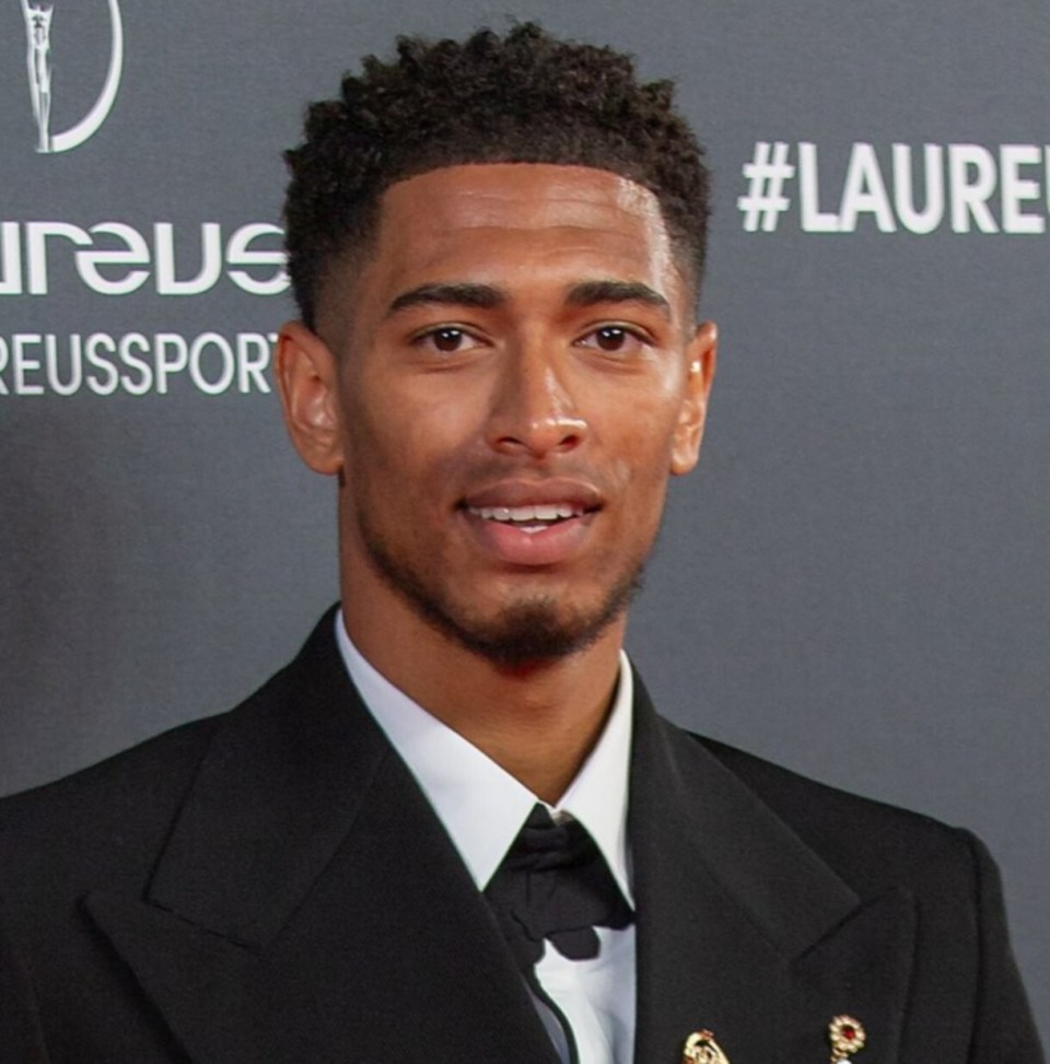 一日英超动向：多人争抢曼联临时主帅职责，罗塞尼尔喜欢当教练