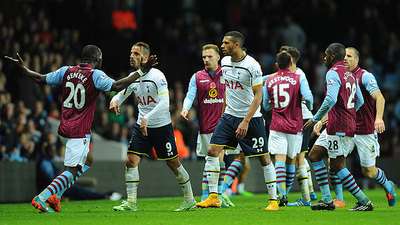 霸凌 樊振东德国杯夺冠被弗朗西斯卡撒彩带 一边摘彩带一边哭笑不得